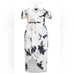 City Chic - Delicate Floral Cold Shoulder Maxi Dress